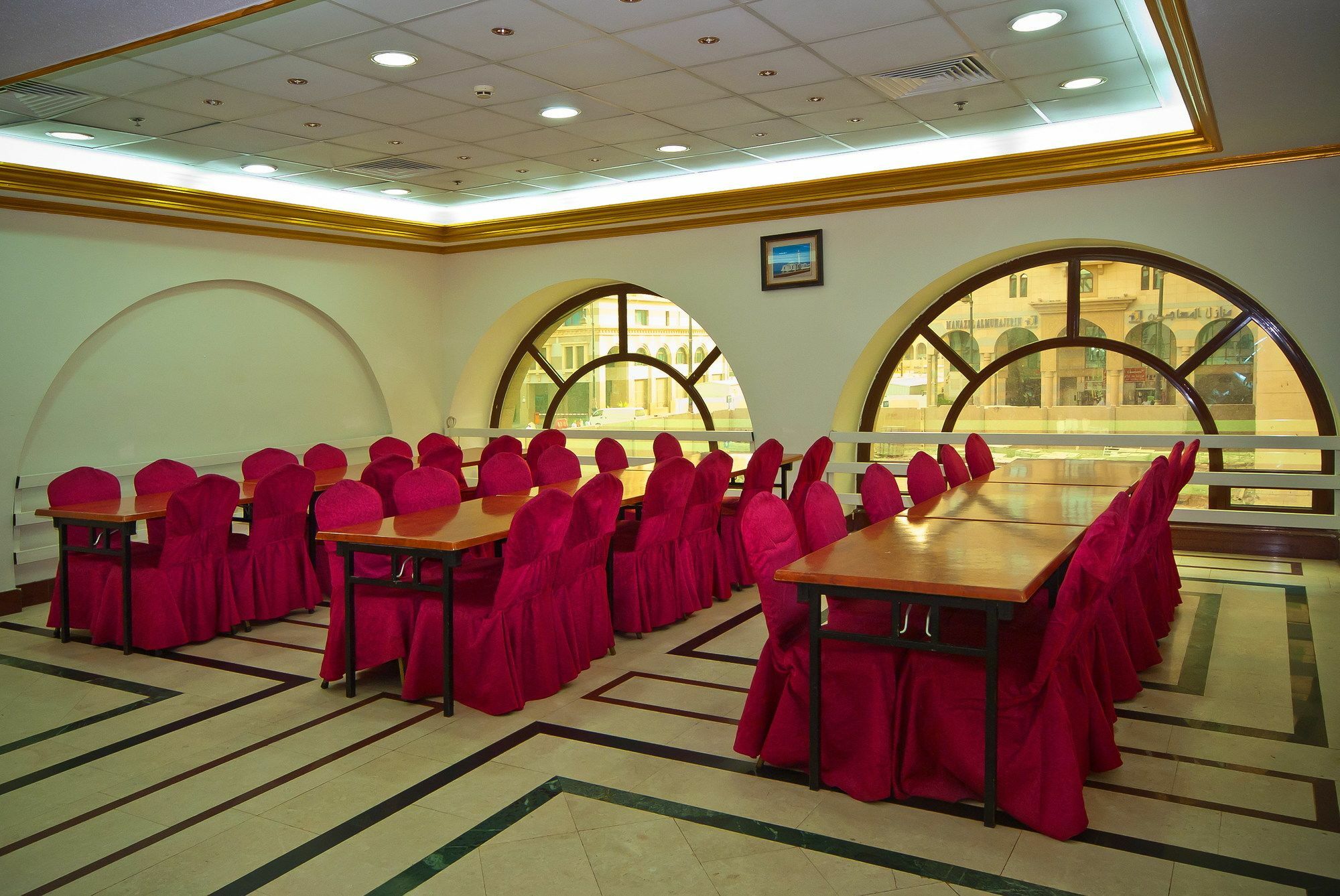 فندق ديار المدينة